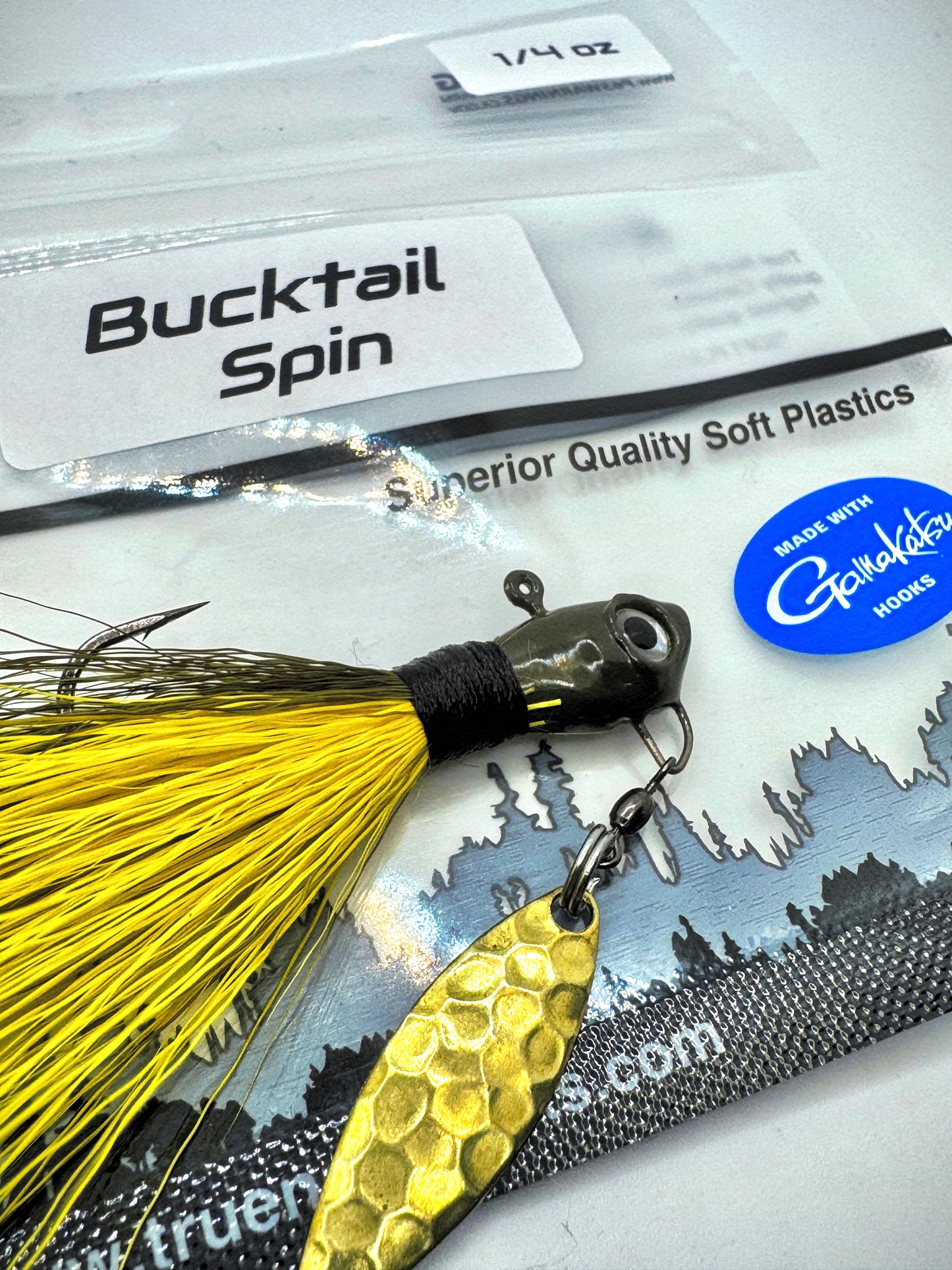 Bucktail Spins